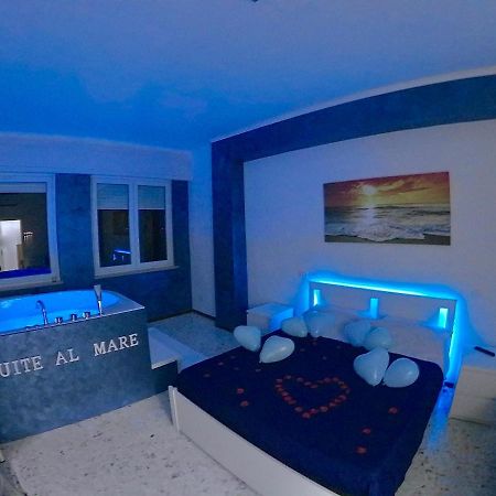 Suite Al Mare Taranto Esterno foto