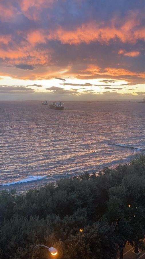 Suite Al Mare Taranto Esterno foto