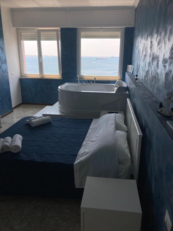 Suite Al Mare Taranto Esterno foto