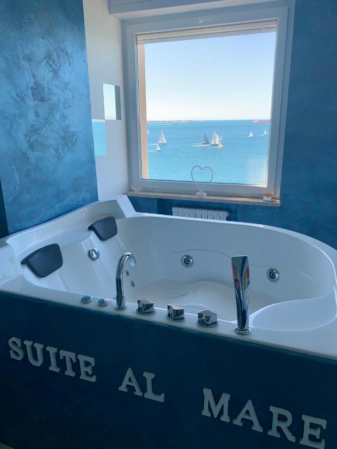 Suite Al Mare Taranto Esterno foto