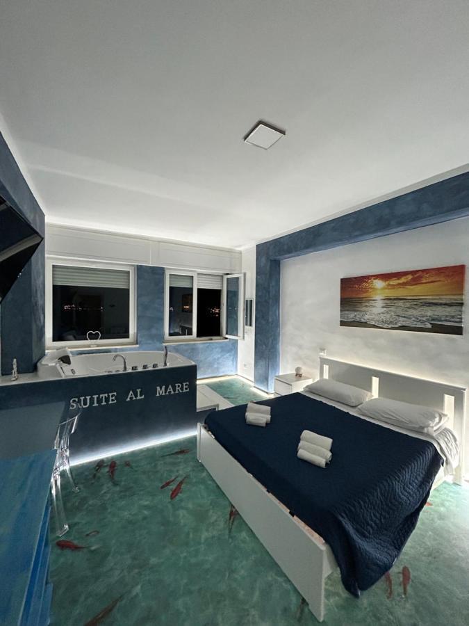 Suite Al Mare Taranto Esterno foto